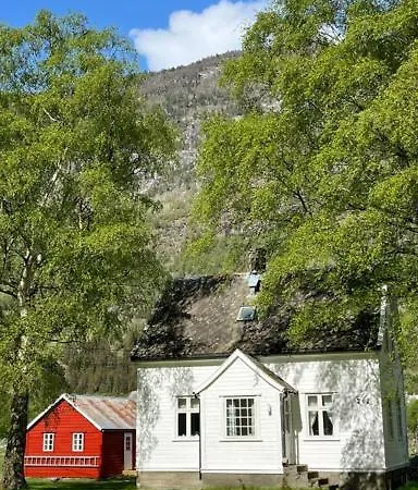 Hagusane * Lærdalsøyri